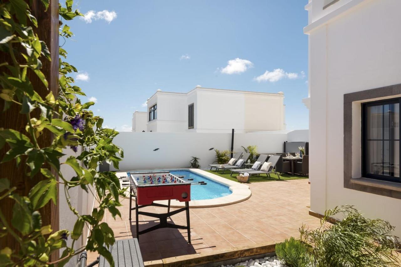 Villa Abeto Яйса Экстерьер фото